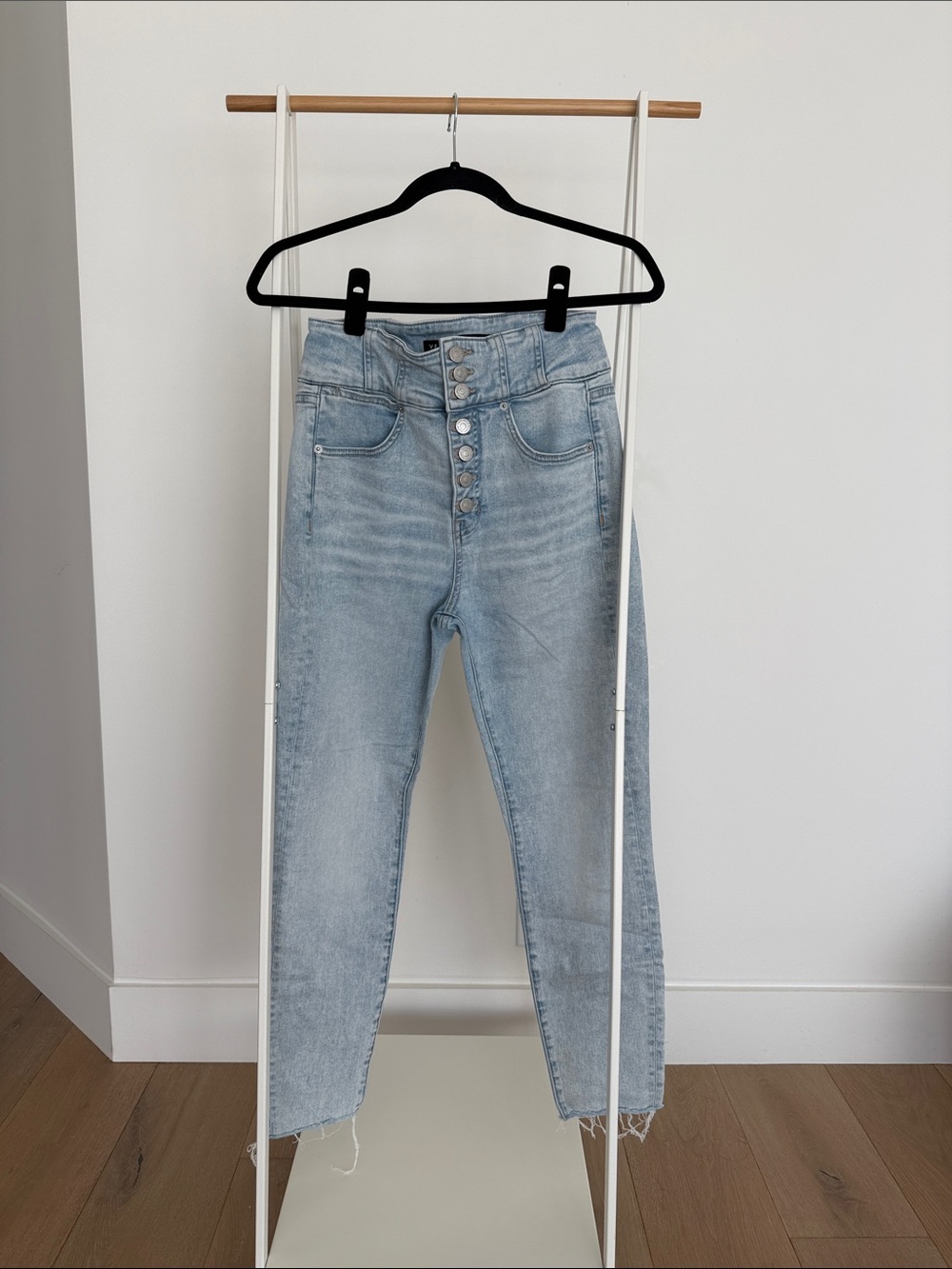 Veronica Beard Light Blue High-Rise Button-Fly Jeans